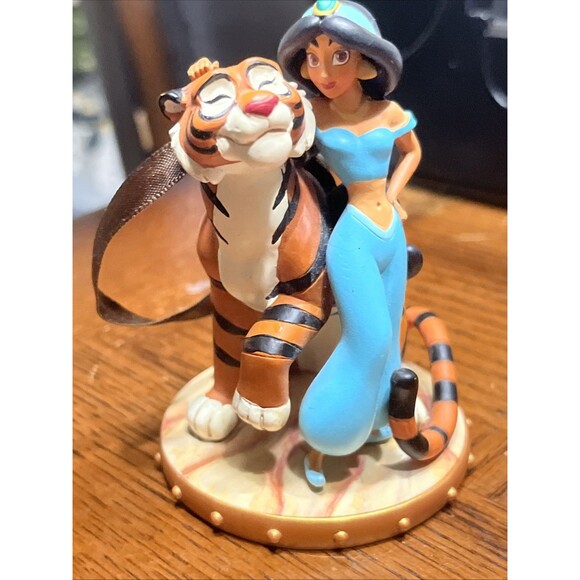 Disney Store Sketchbook Ornament Aladdin Jasmine & Rajah Rare - Picture 2 of 5